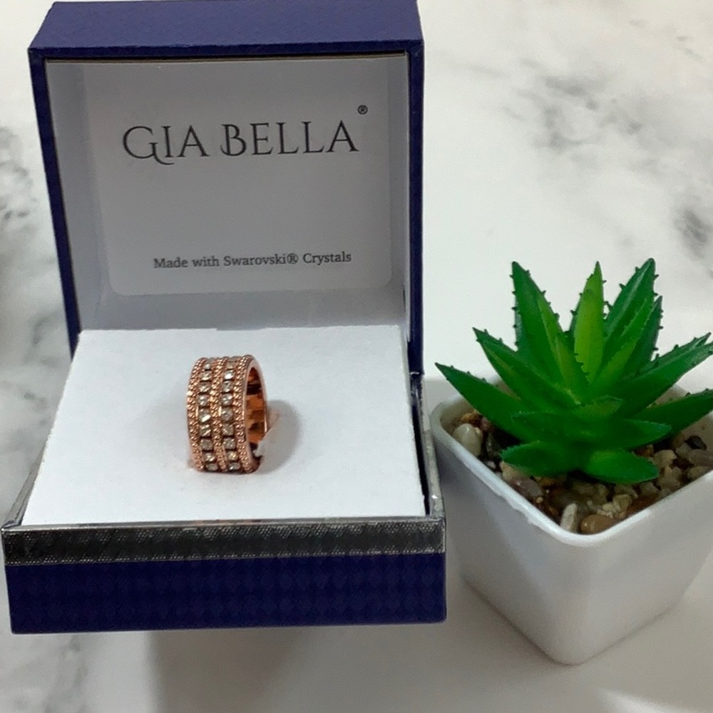 NWOT- Gia Bella Ring
